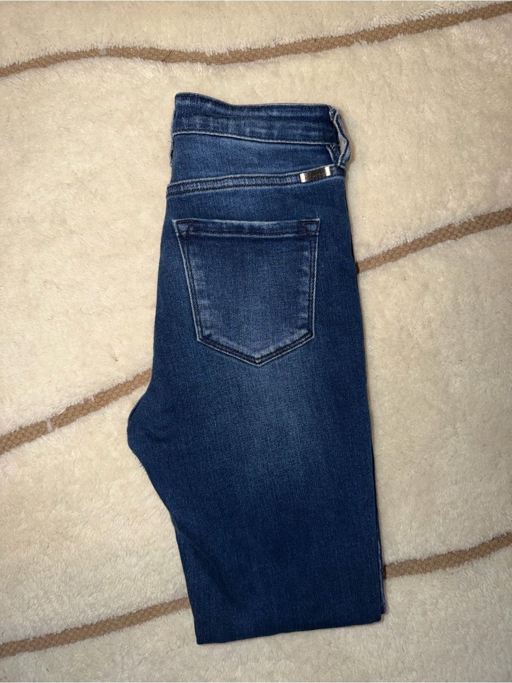 Kancan Women’s Size 26 High Rise Skinny Jeans Distressed Raw Hem - Picture 3 of 3